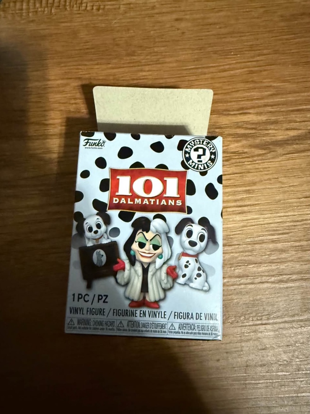 Funko 101 Dalmatians Cruella de Vil mystery box